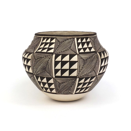 521 - Native American Acoma Pueblo pottery bowl, by Lucy M Lewis, hand painted in black on white with geom... 