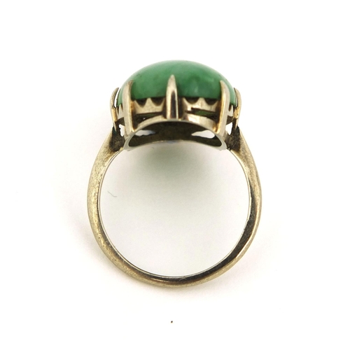 433 - Chinese 9ct white gold green jade ring, size M, approximate weight 4.9g