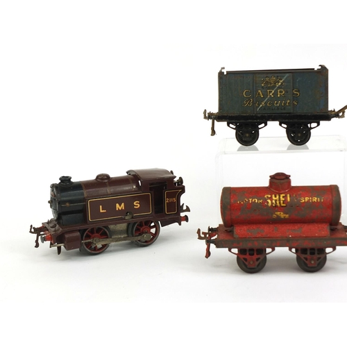 2345 - Group of Hornby O gauge tinplate railway including locomotive LMS 2115 and a Shell tender, the large... 