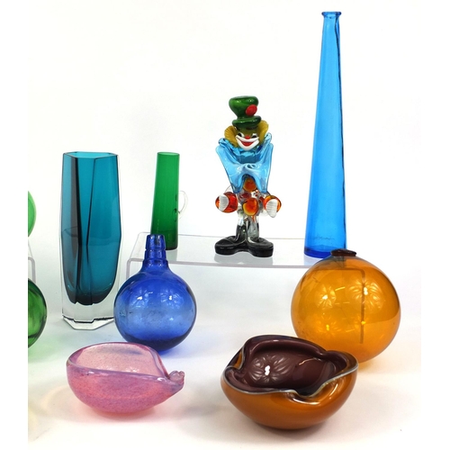 2145 - Collection of colourful glassware including a Murano glass clown, colourful glass dishes and vases, ... 