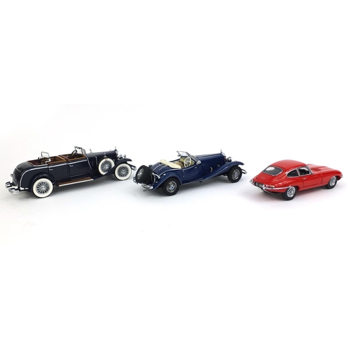 2330 - Three Franklin Mint precision die cast models, comprising a 1961 Jaguar E Type, 1935 Mercedes Benz 5... 