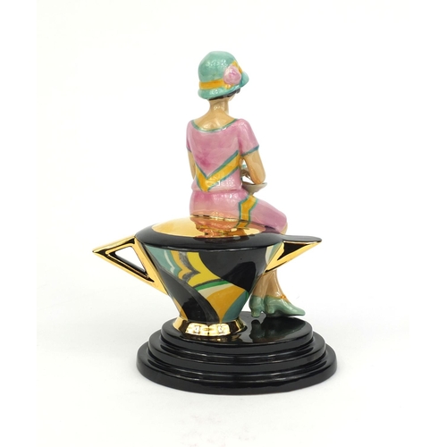 2070 - Boxed Kevin Francis figurine, Young Susie Cooper, limited edition No.892/900, the figurine 23cm high