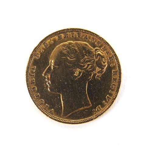 222 - Victorian young head 1880 gold sovereign, approximate weight 8.0g