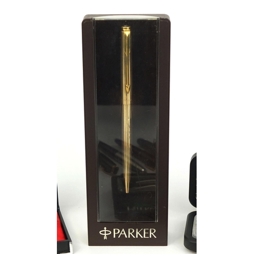 74 - Collection of Parker fountain pens and propelling pencils including boxed examples and models Fronti... 