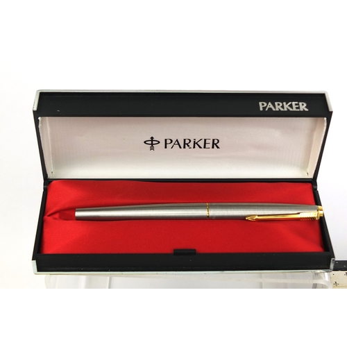 73 - Collection of boxed vintage Parker fountain pen sets including 14ct rolled gold examples and Parker ... 