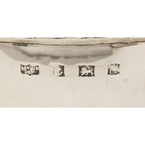 687 - Mappin & Webb circular silver bowl with pierced decoration to the rim and foot, Birmingham 1969, 16.... 