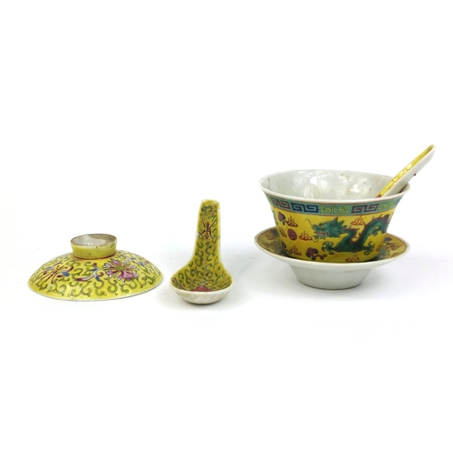 372 - Chinese porcelain soup bowl on stand with spoon, together with a spoon and cover, each hand painted ... 