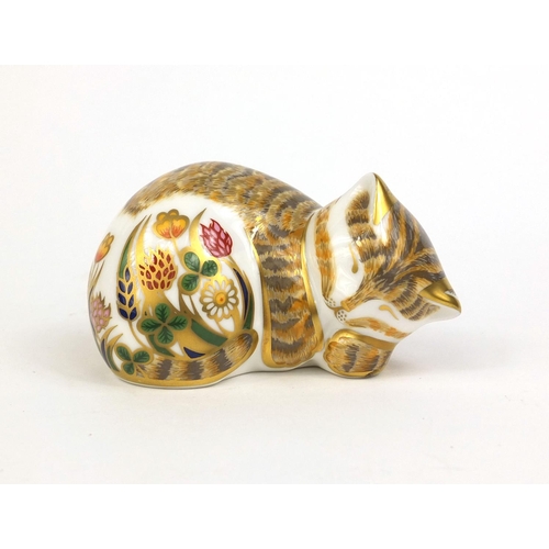 2086 - Boxed Royal Crown Derby Lavender cat paper weight with gold stopper, signature edition of 1500, fact... 