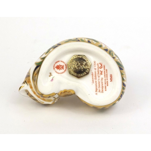 2086 - Boxed Royal Crown Derby Lavender cat paper weight with gold stopper, signature edition of 1500, fact... 