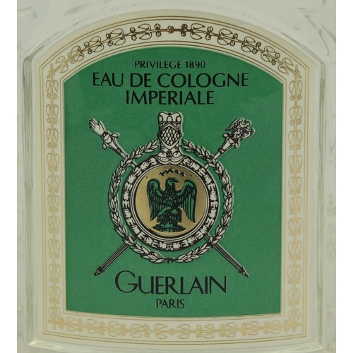 2133 - 1 litre display bottle of Guerlain Eau De Cologne Imperiale, 26cm high