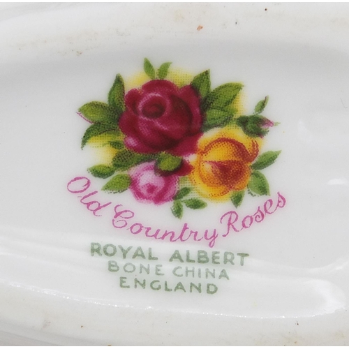 2147 - Collection of Royal Albert Old Country Rose pattern tea ware including teapot, cake stand, cups and ... 