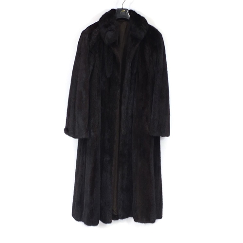 2321 - Ladies Jobis brown fur coat probably mink, 120cm long