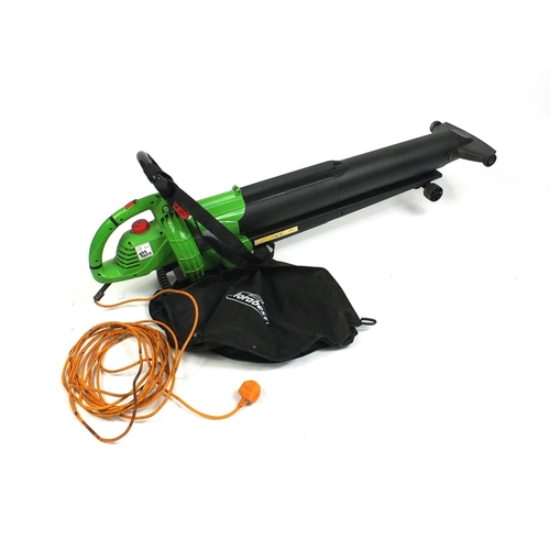 100 - Florabest garden vax and blower model FLB2500A1