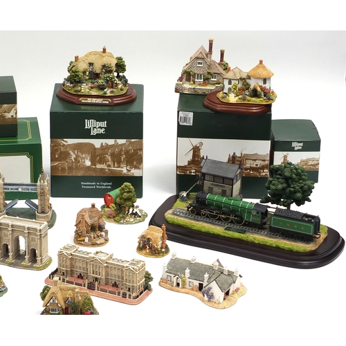 2146 - Collection of mostly boxed Lilliput Lane cottages and Danbury Mint models including The Tower Of Lon... 