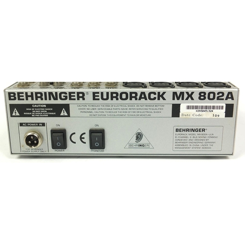 221 - Behringer Eurorack MX 802a DJ music mixer