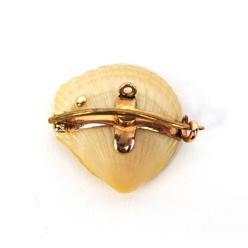 1010 - Unmarked gold oyster shell brooch, mounted with a crab set with diamonds and a seed pearl, 2.3cm lon... 