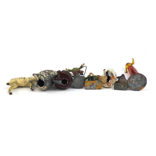 427 - Group of hand painted lead circus figures, animals and accessories, including bears, circus leader, ... 