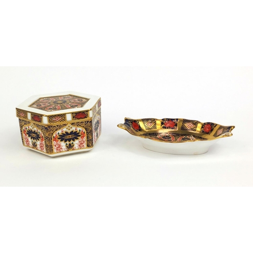 2066 - Royal Crown Derby old Imari pattern hexagonal box and cover together with a Royal Crown Derby Imari ... 