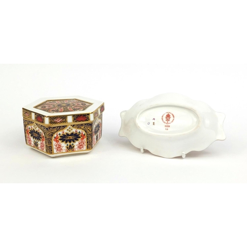 2066 - Royal Crown Derby old Imari pattern hexagonal box and cover together with a Royal Crown Derby Imari ... 