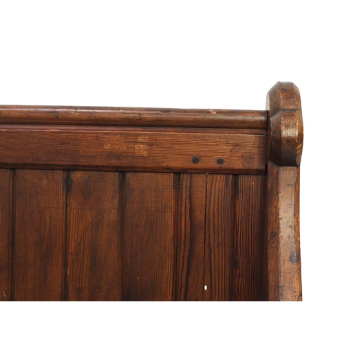 2014 - Pitch pine settle with shaped end supports, 85cm high x 158cm wide x 60cm deep