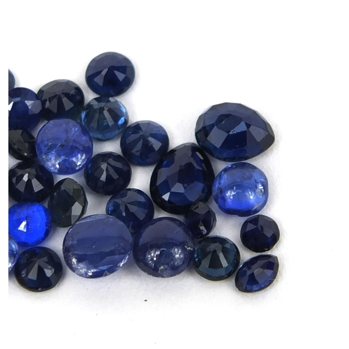 1039 - Collection of round and pear shaped cut sapphires