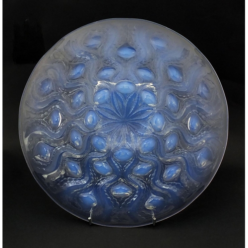 735 - René Lalique opalescent Bulbes pattern plate, moulded in relief to the underside, etched R Lalique F... 