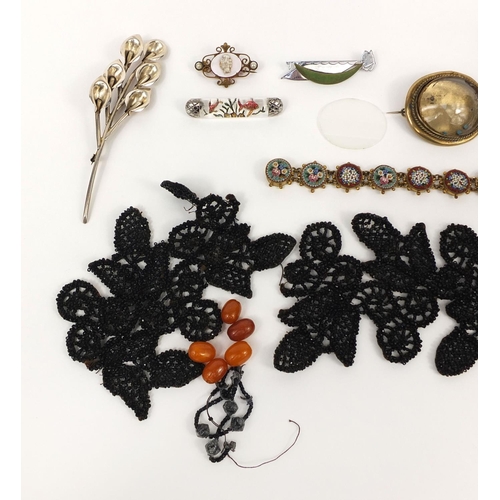 1020 - Assorted vintage jewellery including a floral micro mosaic bracelet, amber coloured beads, large ste... 