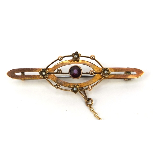 996 - 9ct gold garnet and seed pearl bar brooch, 5cm long, approximate weight 2.7g