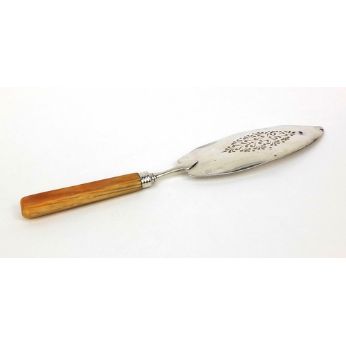 880 - Georgian silver fish slice with ivory handle and pierced blade, indistinct makers mark, London 1835,... 