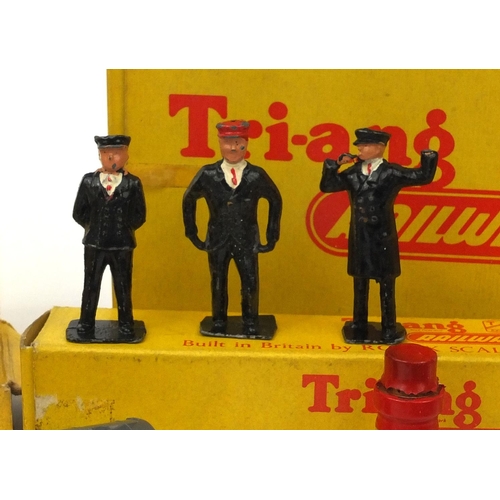 423 - Collection of Tri-ang TT gauge precision scale model railway, mostly boxed including Britannia 70000... 