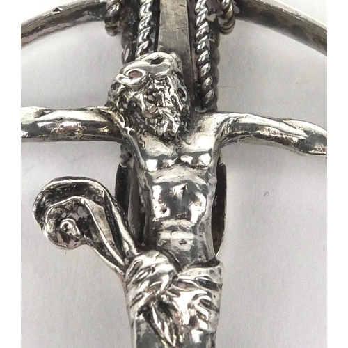 1024 - Heavy silver religious crucifix pendant, London import marks 1901, 8cm long, approximate weight 38.2... 