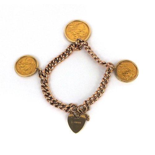 907 - 9ct gold bracelet with love heart padlock, mounted with Edward VI 1902 gold sovereign, Edward VII 19... 