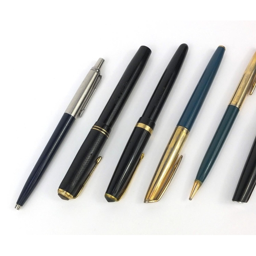 134 - Group of fountain pens and propelling pencils including Watermans, Summit and Conway Stewart, two wi... 