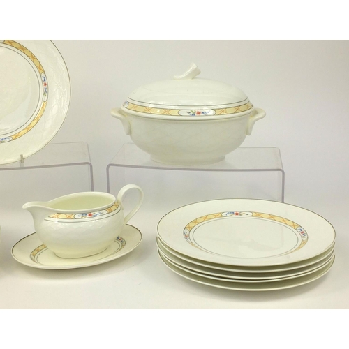 2278 - Collection of Villeroy & Boch Orlando pattern dinnerware including lidded tureen and dinner plate, t... 