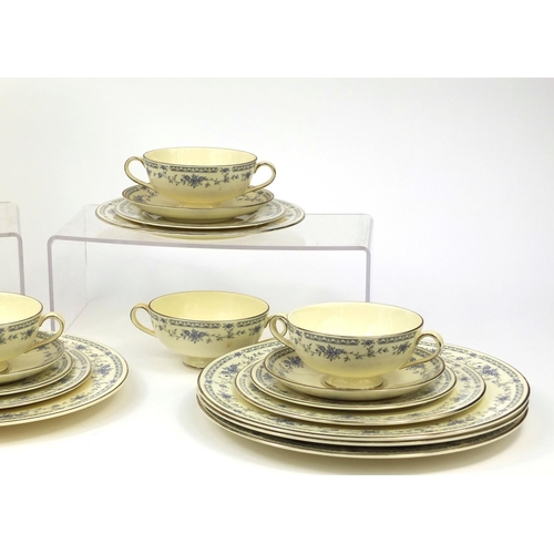 2376 - Minton's Bellemeade pattern dinnerware/tea ware, including cups, saucers and dinner plates, each cup... 