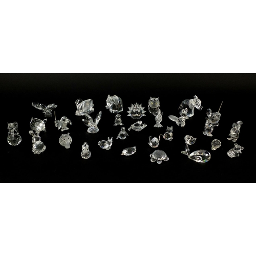 2206 - Group of predominantly Swarovski crystal animals and insects including butterflies, frog, fox, owl, ... 