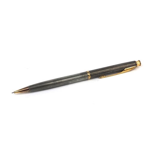 2397 - Silver Parker propelling pencil with case, the pen 14cm in length