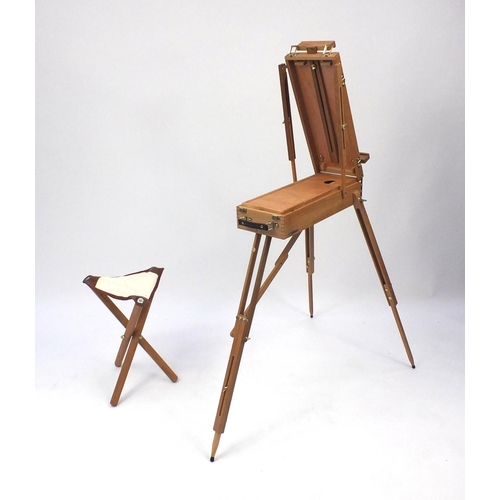 2096 - Modern folding artist's easel and stool together with a Daler Rowney canvas bag