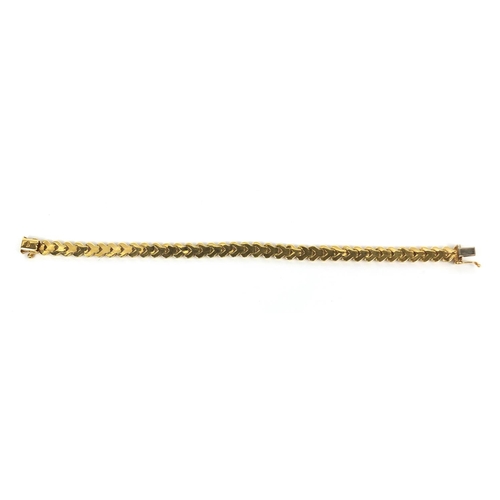 2558 - Stylish 9ct gold bracelet, 18cm long, approximate weight  10.0g