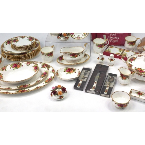 2077 - Royal Albert Old Country Roses dinner/tea ware, including two tureens, meat plates, cups, dinner pla... 