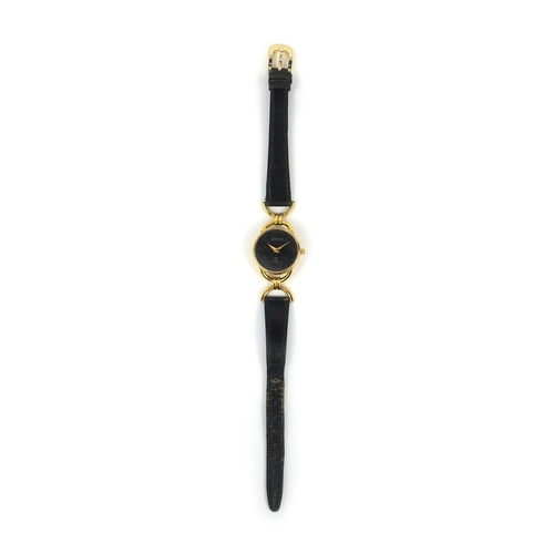 2678 - Ladies Gucci quartz wristwatch numbered 052-798 to the case, 2.2cm in diameter