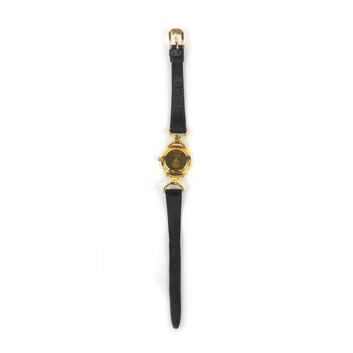 2678 - Ladies Gucci quartz wristwatch numbered 052-798 to the case, 2.2cm in diameter