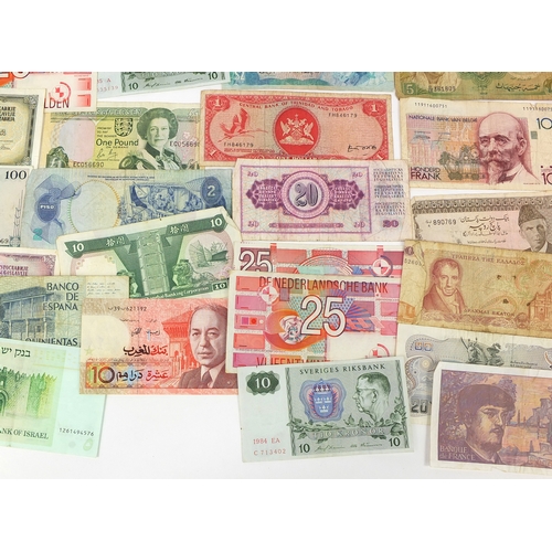 311 - Large collection of World bank notes, including Honk Kong United, States of America and the Middle E... 