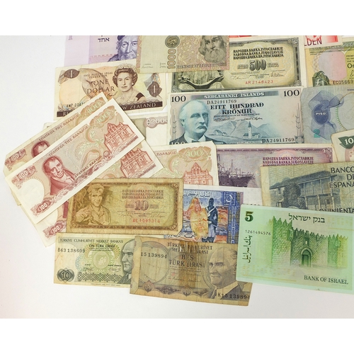 311 - Large collection of World bank notes, including Honk Kong United, States of America and the Middle E... 