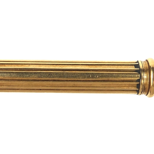 119 - S Mordan & Co unmarked gold propelling pencil with bloodstone top, 9cm in length, approximate weight... 