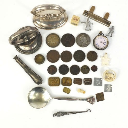 373 - Bag of objects including Avery weights, ladies silver pocket watch, silver golf medal, antique coins... 