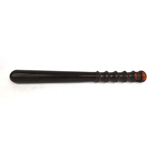 660 - Turned wooden truncheon, 38cm long