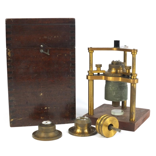 655 - Aldis's three sphere spherometer by W G Pye & Co Ltd Cambridge England, housed in a mahogany box, 24... 