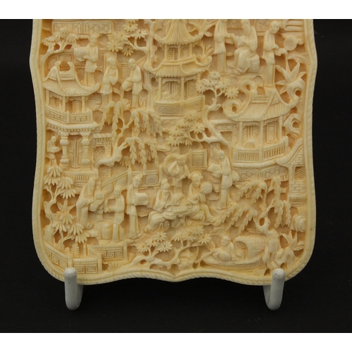 544 - Good Chinese Canton ivory card case, deeply and finely carved with flowers, the reverse with figures... 