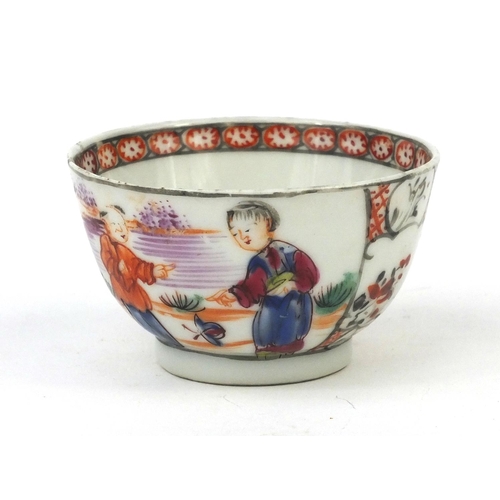 639 - 18th century Chinese porcelain tea bowl hand painted with figures, 7cm in diameter